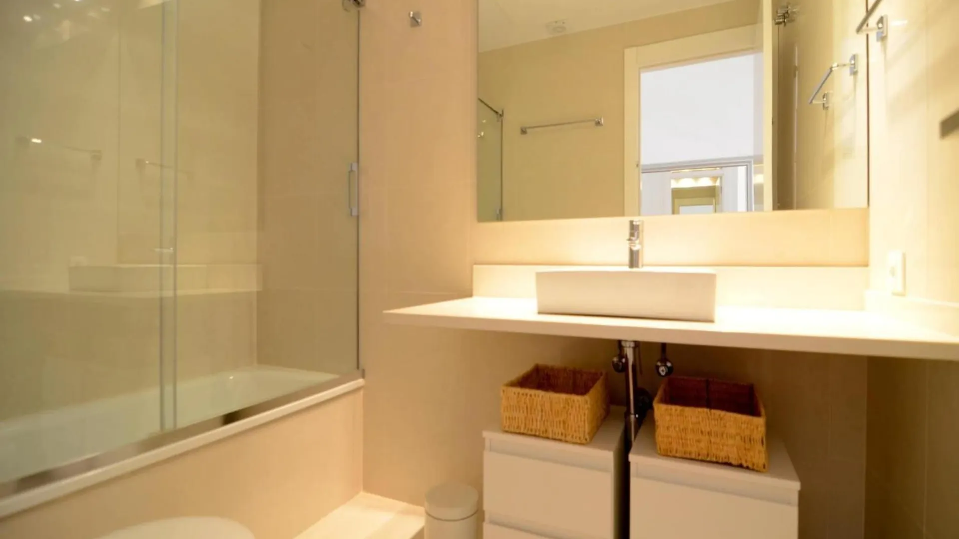 The Apartment In Estartit Has 3 Bedrooms L'Estartit