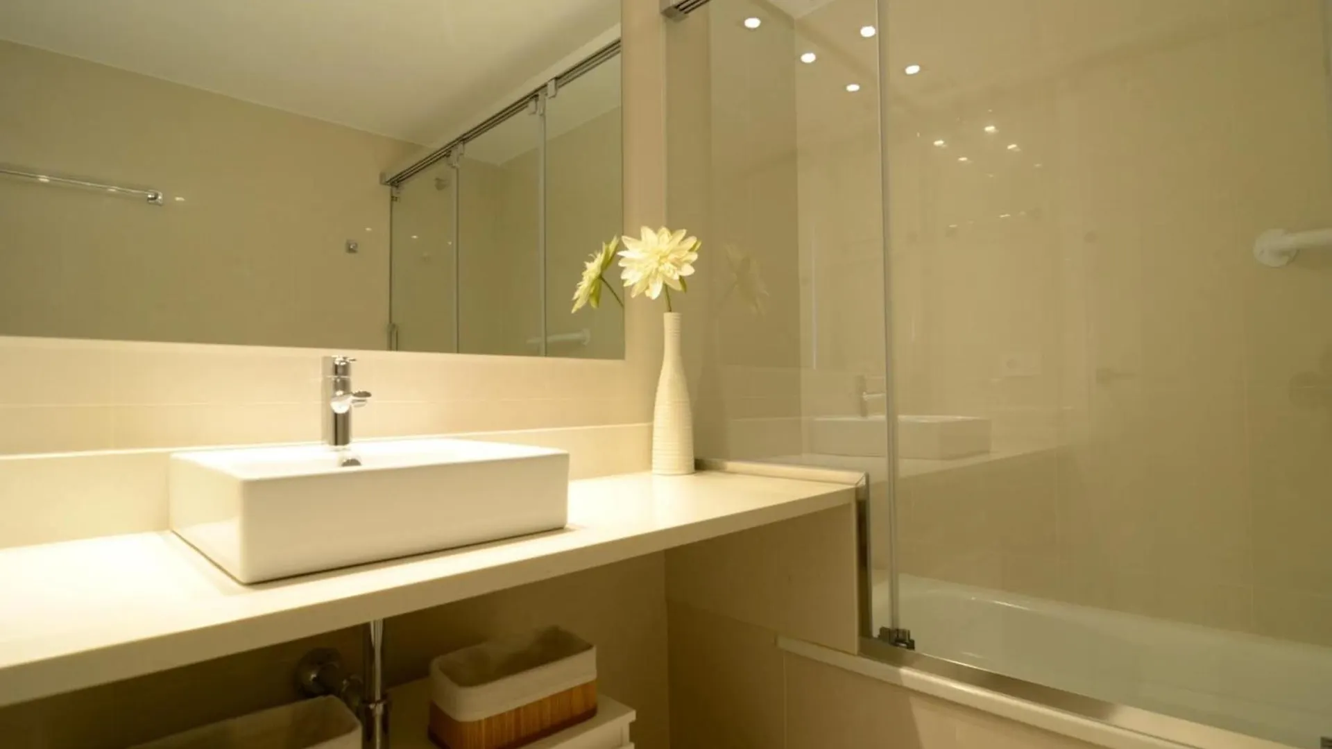 The Apartment In Estartit Has 3 Bedrooms L'Estartit 0*,  Spain